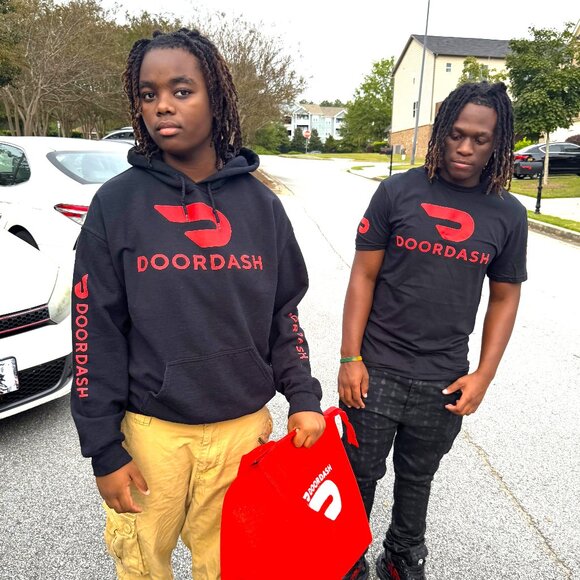 Reflective DoorDash Tshirt Food Delivery Driver (Red Black Dash T-shirt) - Picture 3 of 12